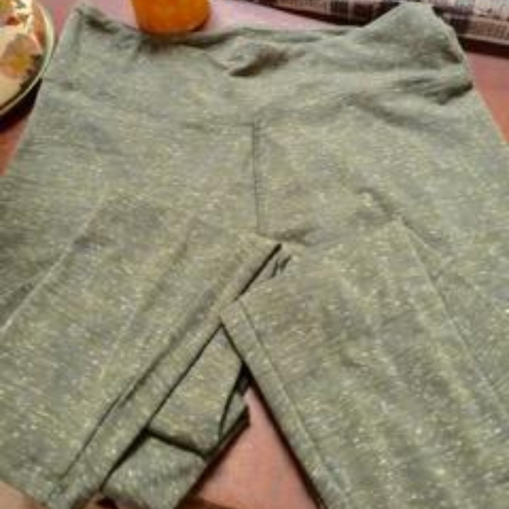 Yoga Pants Size Medium Green, Blue, White